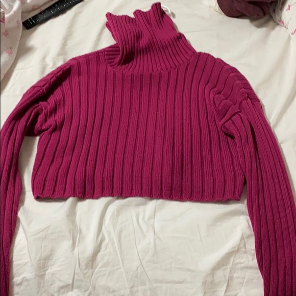 Long sleeve turtleneck crop top - Picture 1 of 2